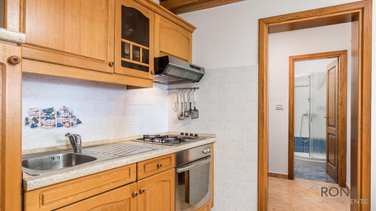 Rona Stone House Apartments Janja Boljun ภายนอก รูปภาพ