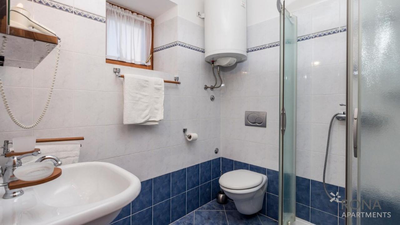 Rona Stone House Apartments Janja Boljun ภายนอก รูปภาพ