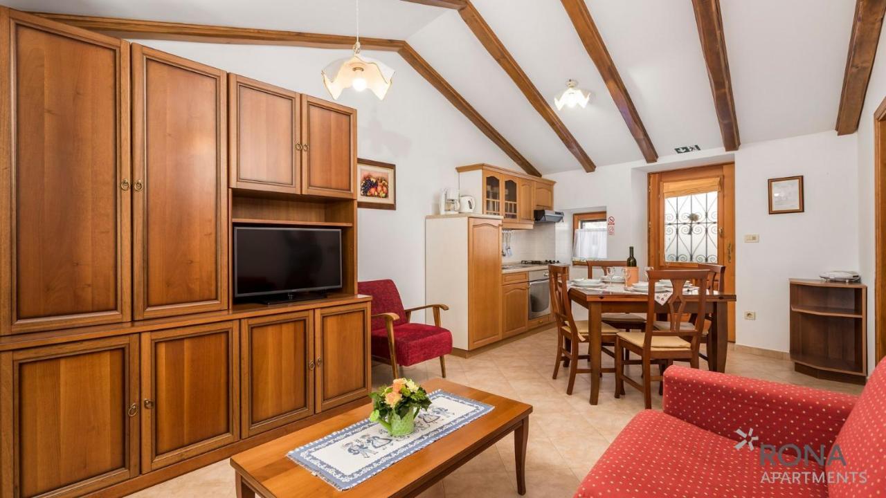 Rona Stone House Apartments Janja Boljun ภายนอก รูปภาพ