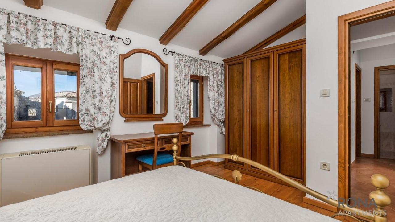 Rona Stone House Apartments Janja Boljun ภายนอก รูปภาพ